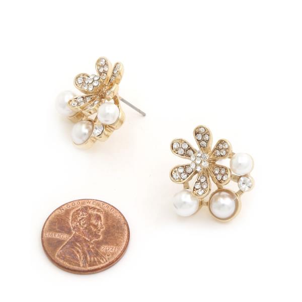 SODAJO FLOWER PEARL RHINESTONE GOLD DIPPED EARRING