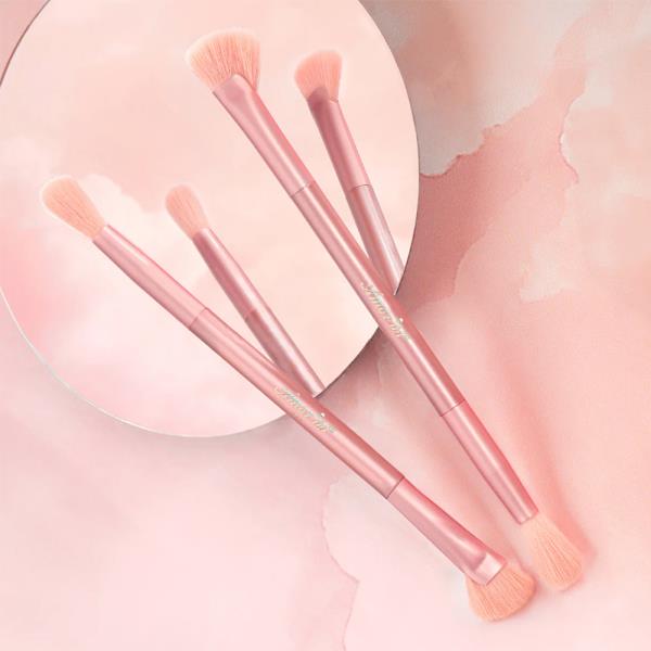 CLOUD BLUR CONCEALER BRUSH