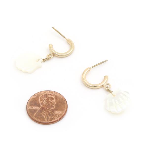 MOTHER OF PEARL SEASHELL CHARM BRASS OPEN HOOP EARRING