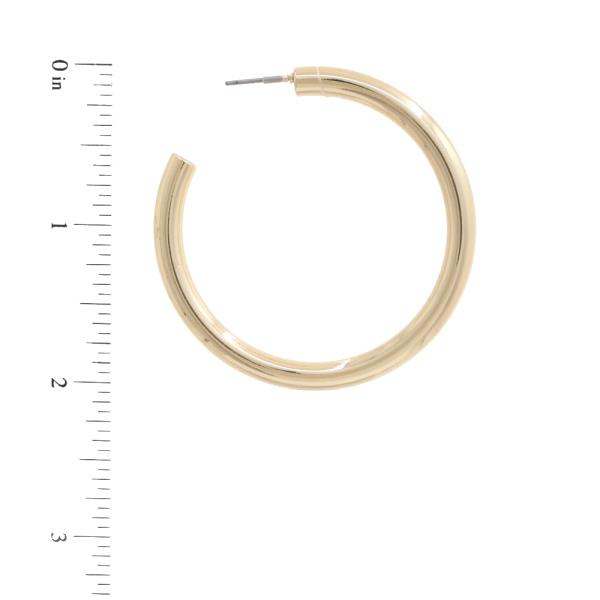 OPEN HOOP METAL EARRING