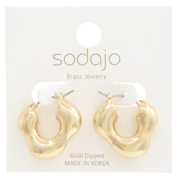 SODAJO ORGANIC SHAPE METAL GOLD DIPPED EARRING