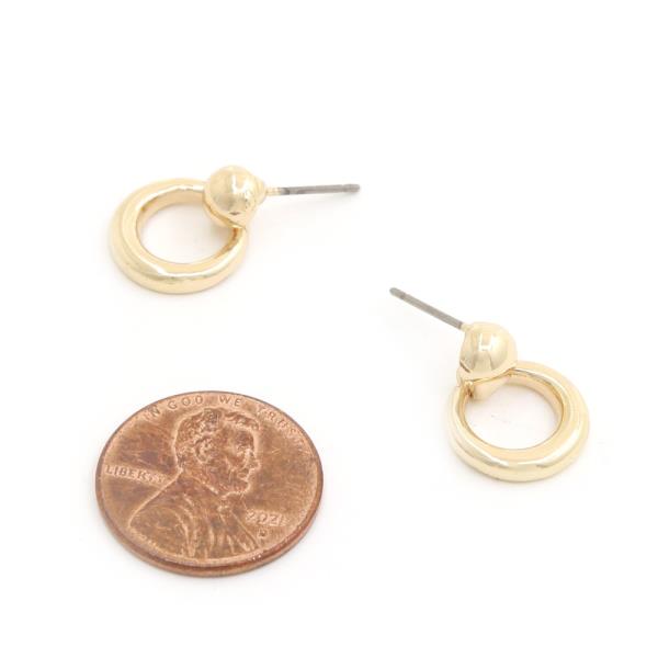 SODAJO GOLD DIPPED METAL EARRING