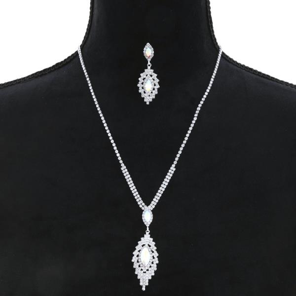 RHINESTONE MARQUISE NECKLACE