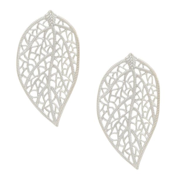 CUT OUT LEAF METAL EARRING