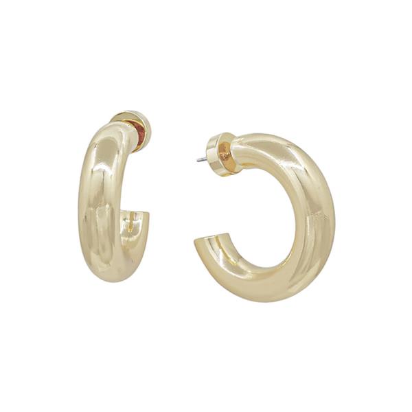 6MM WIDTH VOLUMED HOOP EARRING