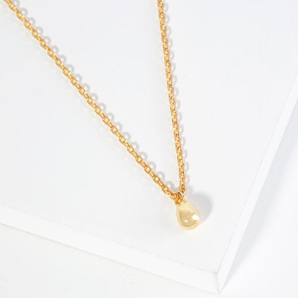 18K GOLD RHODIUM FIRM BELIEF FLOWER BUD TEARDROP NECKLACE