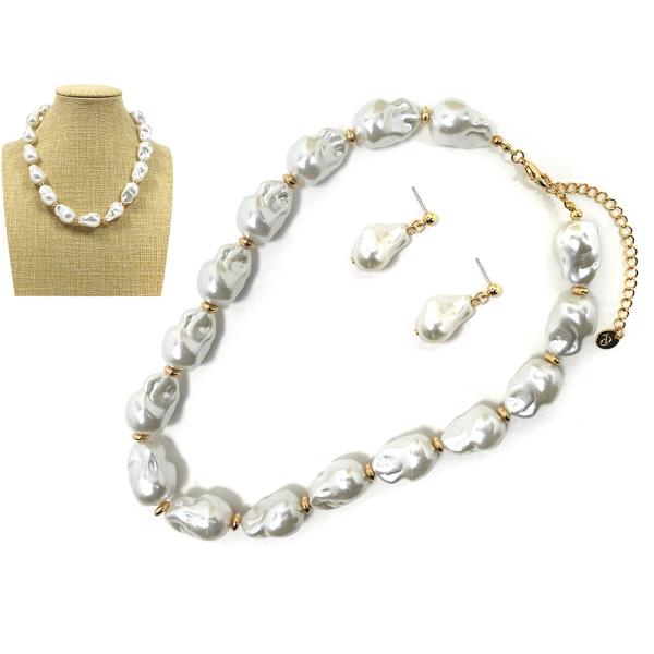 METAL W PEARL  NECKLACE EARRING SET