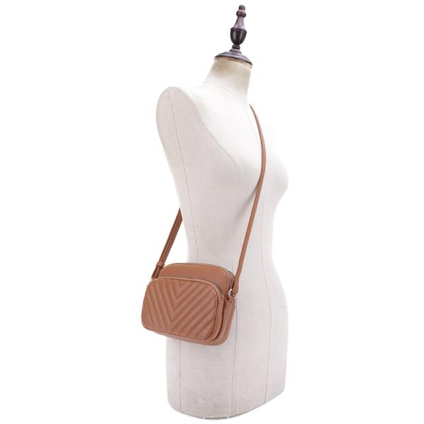 TRENDY V QUILTED ZIPPER CROSSBODY BAG