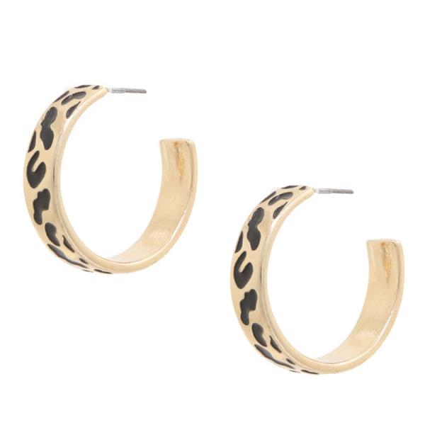 ANINAL PRINT OPEN HOOP METAL EARRING