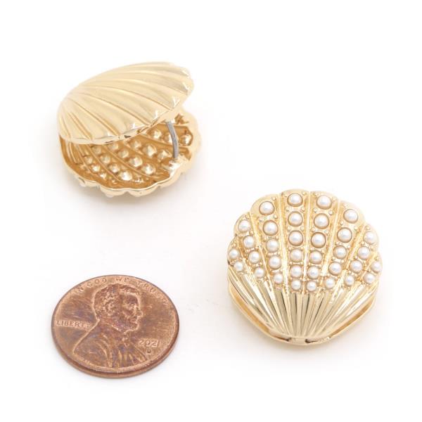 SEASHELL PEARL BEAD METAL EARRING