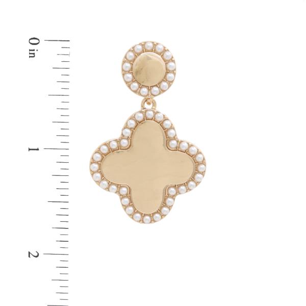 CLOVER PEARL BEAD DANGLE EARRING