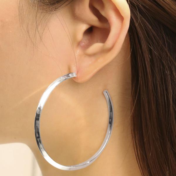 14K GOLD/WHITE GOLD DIPPED HOOP EARRING