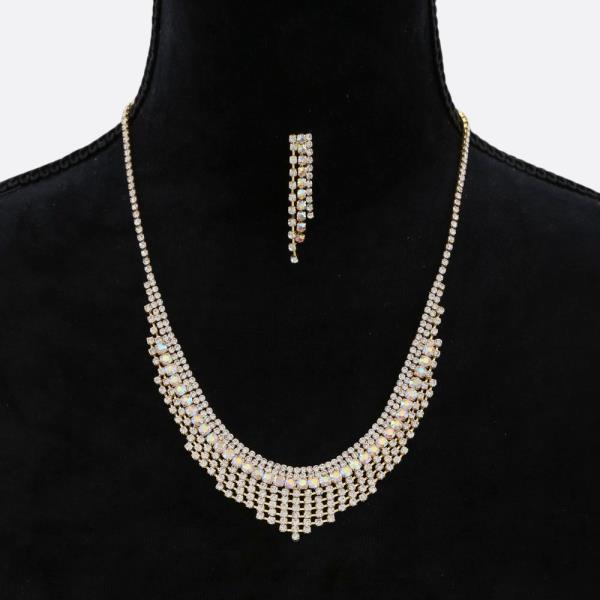 RHINESTONE NECKLACE