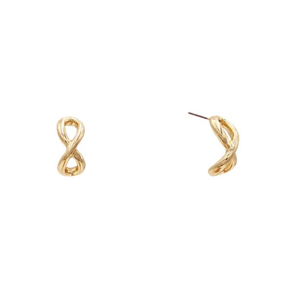 CURVED INFINITY STUD EARRING