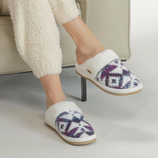 CC OMBRE AZTEC KNITTED SLIPPERS WITH THE FAUX FUR CUFF - ML SIZE