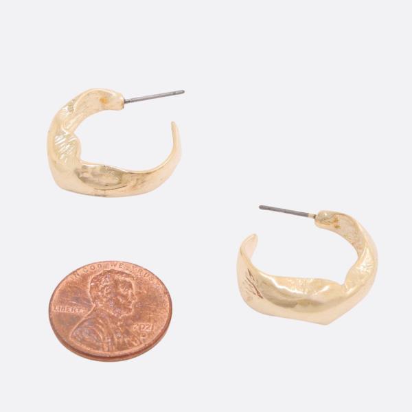 SODAJO WAVY HOOP GOLD DIPPED EARRING