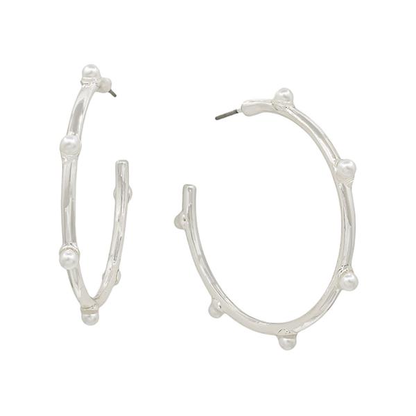 PEARL ACCENT METAL HOOP EARRING