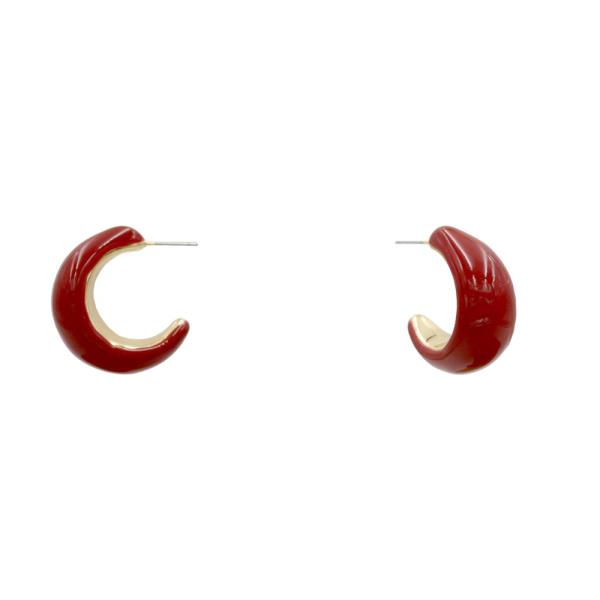 COLOR C HOOP EARRING