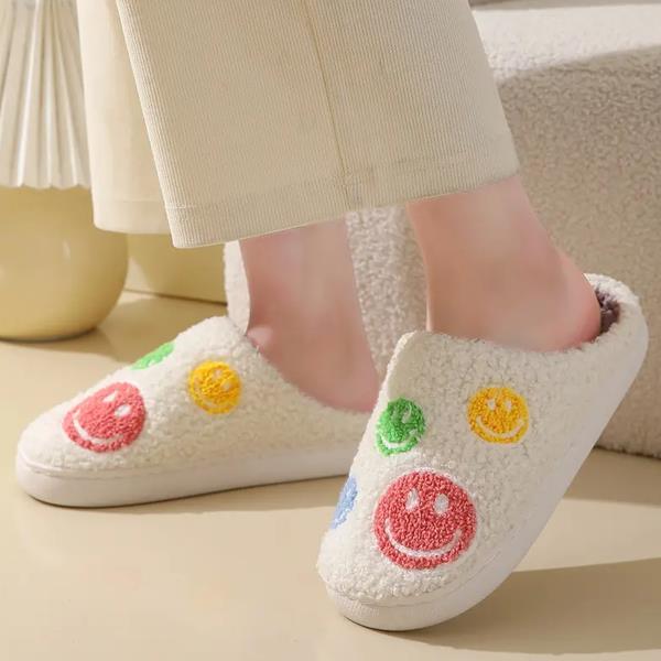 MULTI HAPPY FACE COZY FLUFFY HOUSE SLIPPER