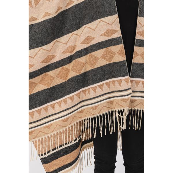 AZTEC PATTERN FRINGE RUANA