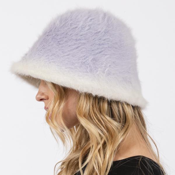 GRADIENT COLOR FUZZY BUCKET HAT