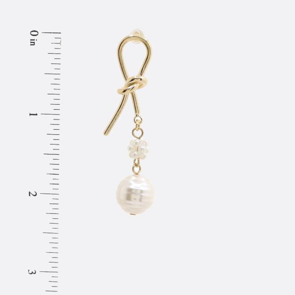 SODAJO FLOWER PEARL BEAD LOOP GOLD DIPPED EARRING