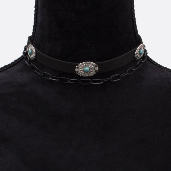 WESTERN STYLE CONCHO LAYERED CHOKER