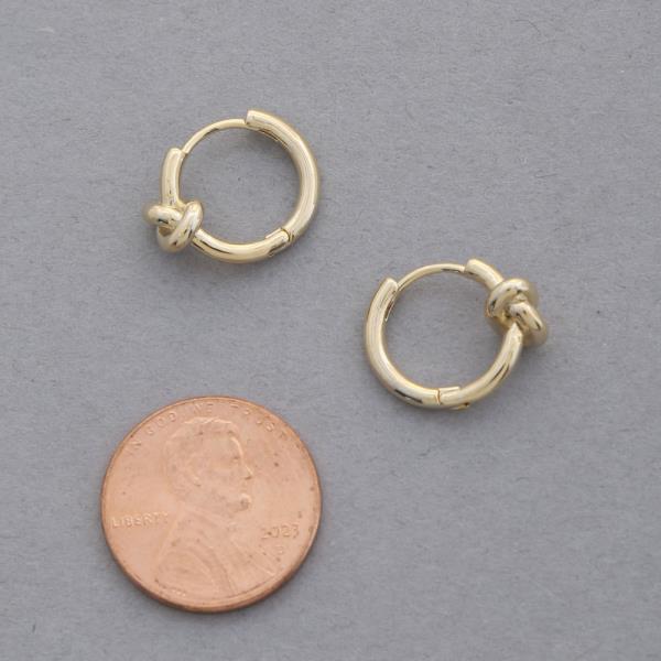 SODAJO KNOT MIN HOOP GOLD DIPPED EARRING