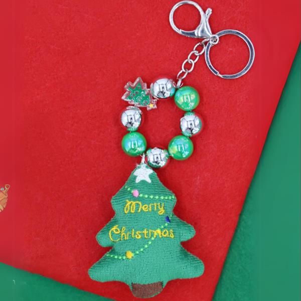 CHRISTMAS TREE KEYCHAIN