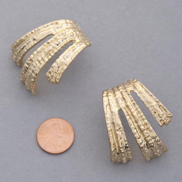 ORGANIC SHAPE METAL EARRING