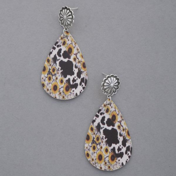 TEARDROP FLOWER PATTERN EARRING