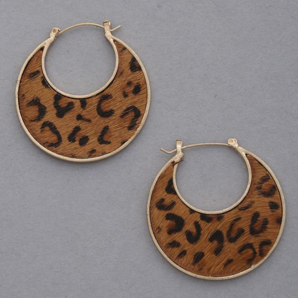 LEOPARD PRINT PINCATCH HOOP EARRING