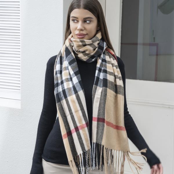 PLAID BLANKET SCARF WITH TASSEL