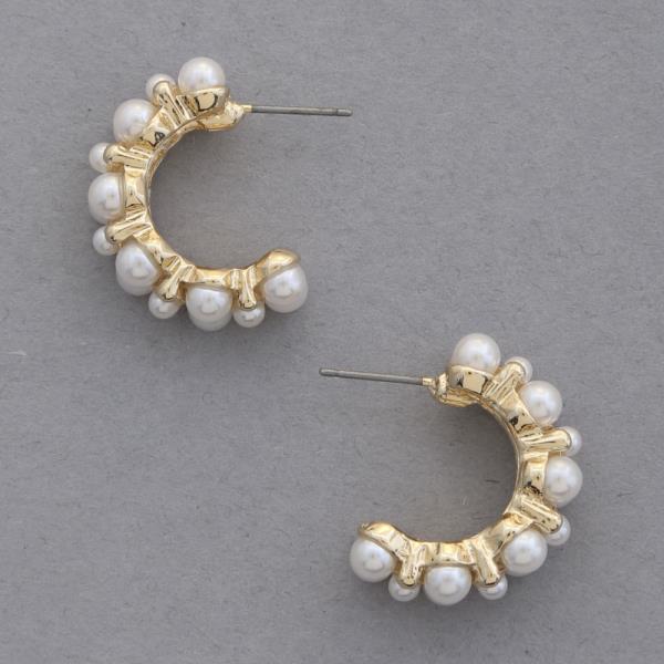 PEARL BEAD HALF CIRCLE EARRING