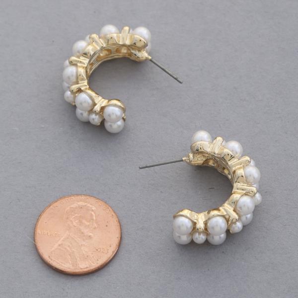 PEARL BEAD HALF CIRCLE EARRING