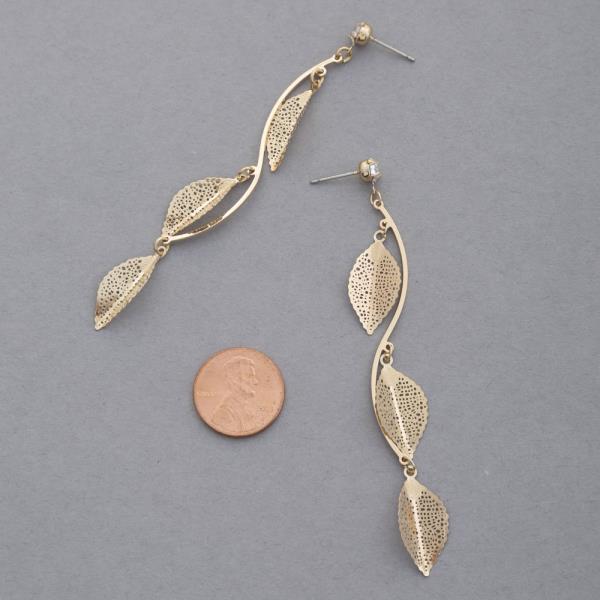 LEAF WAVY METAL DANGLE EARRING