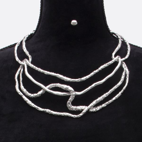 WIRE TWISTED METAL NECKLACE