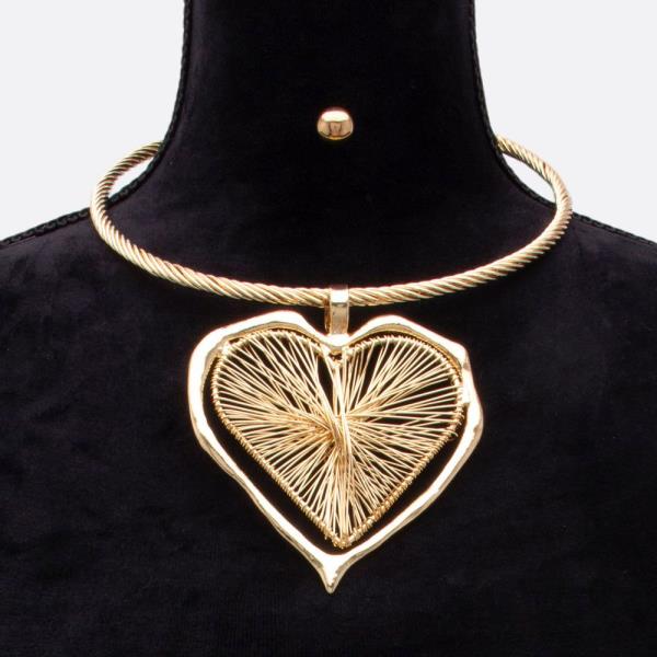 WIRE HEART PENDANT METAL NECKLACE