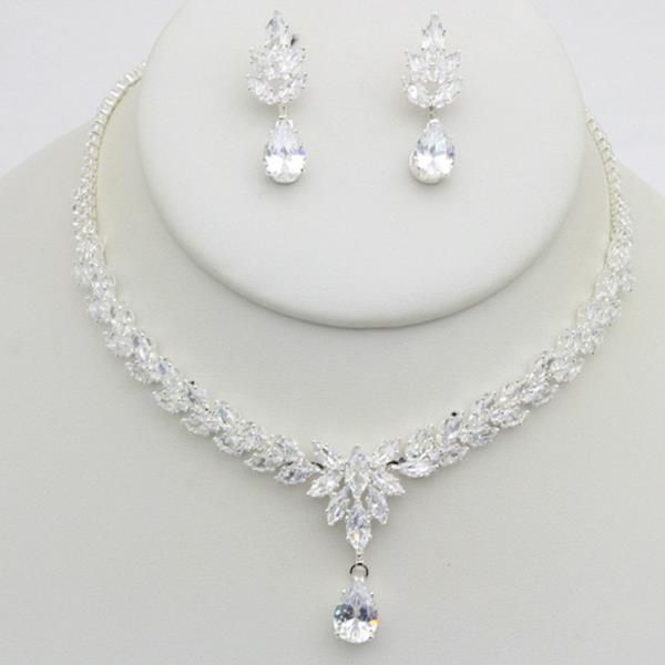 RHINESTONE NECKLACE EARRING SET