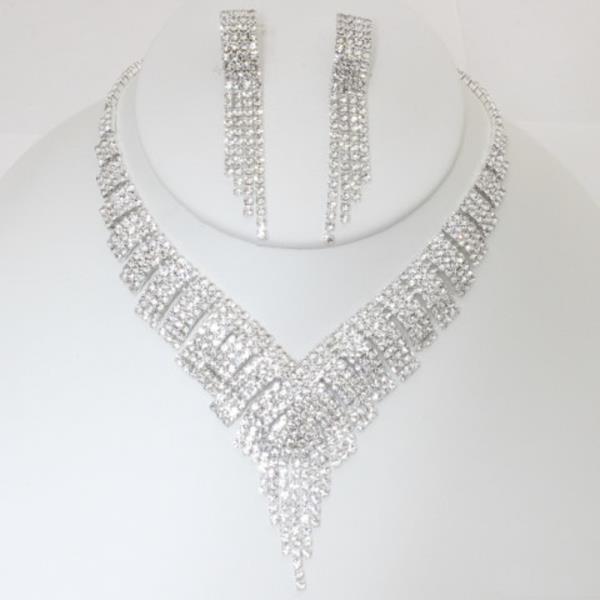 RHINESTONE V NECKLACE EARRING SET