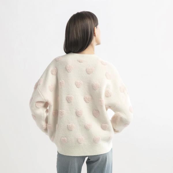 FUZZY HEART SWEATER