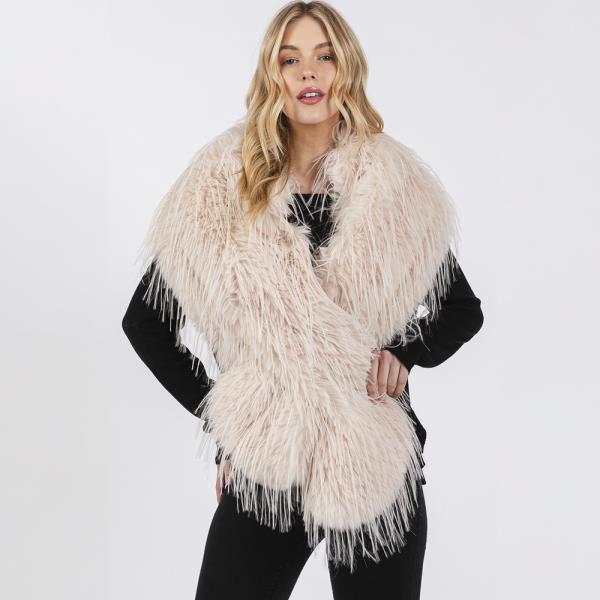 FAUX FUR PULL THROUGH SHAWL