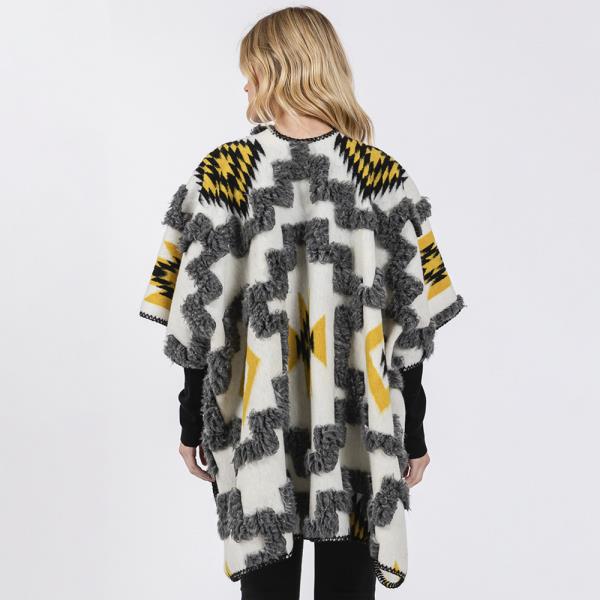 FUZZY AZTEC PATTERN KIMONO