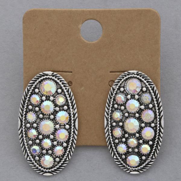 WESTERN STYLE OVAL EARRING