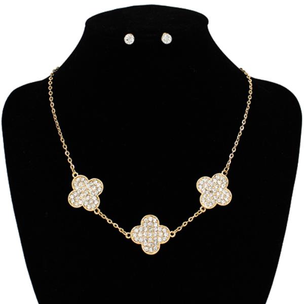 RHINESTONE CLOVER NECKLACE