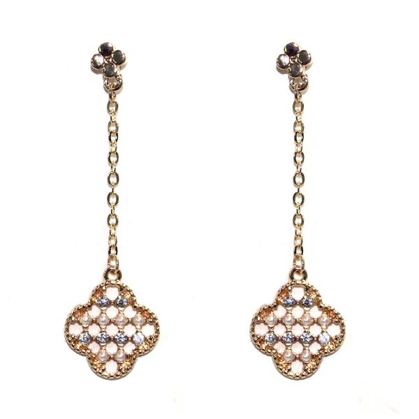 CLOVER DANGLE EARRING