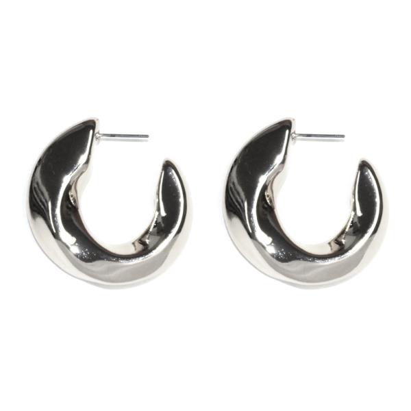 METAL PUFFY HOOP EARRING