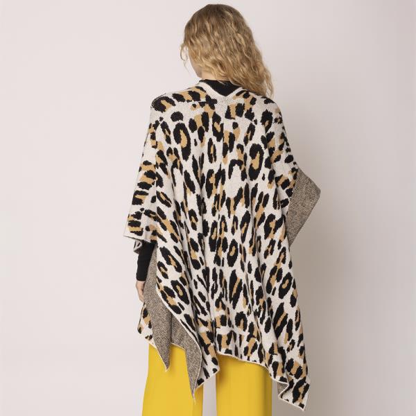 LEOPARD KNIT RUANA