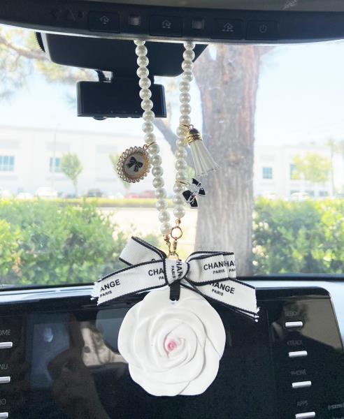 FLOWER CHARM CAR AIR FRESHENER