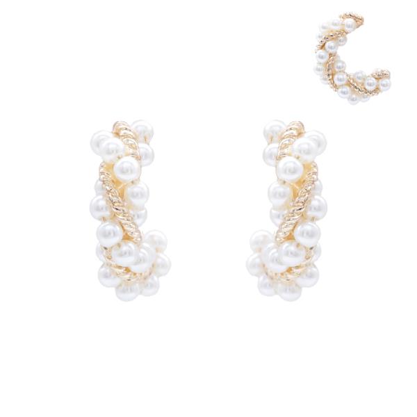 PEARL C HOOP EARRING